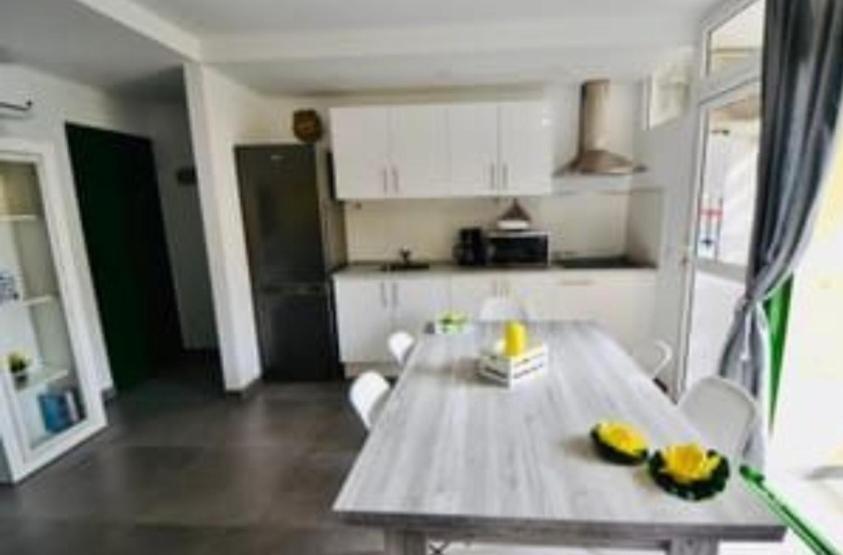 פלאייה דל אינגלז Las Olas Apartment מראה חיצוני תמונה